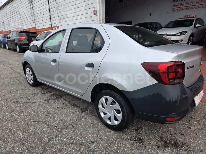 Usado Dacia Logan Ambiance 73 CV (53 kW) 2018 Gris / plata Berlina