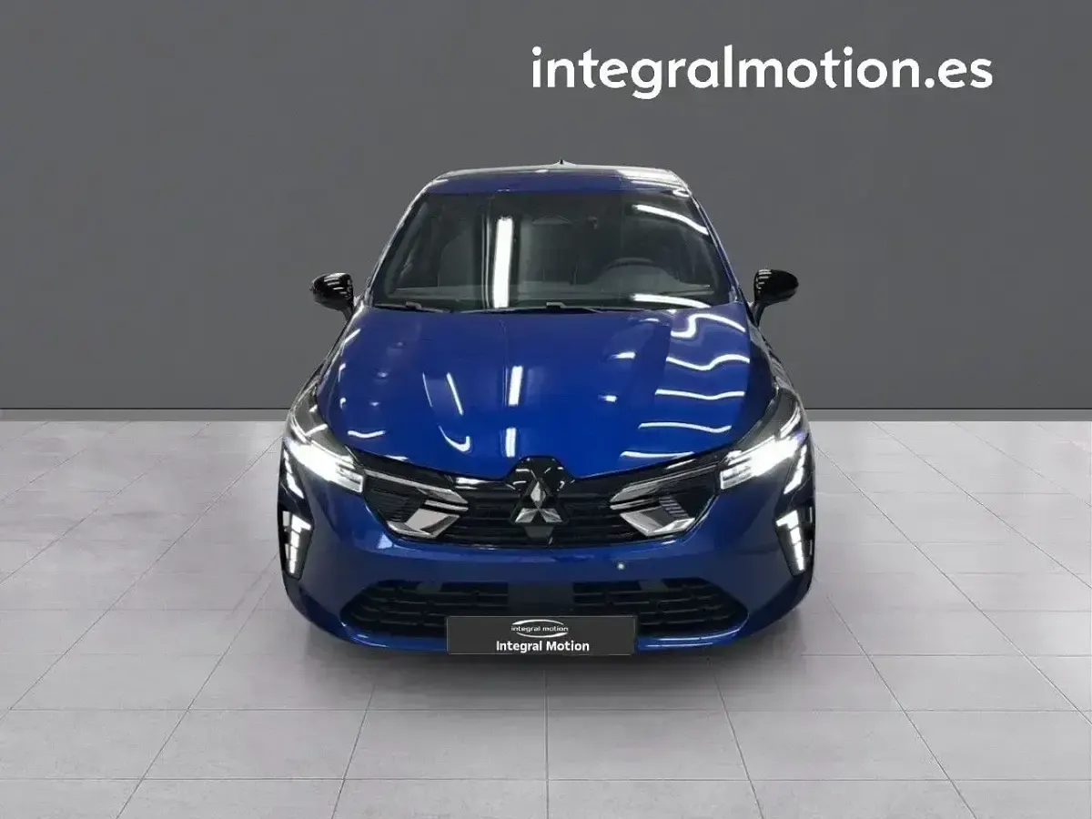 Usado Mitsubishi Colt 91 CV (66 kW) 2025 Azul Berlina