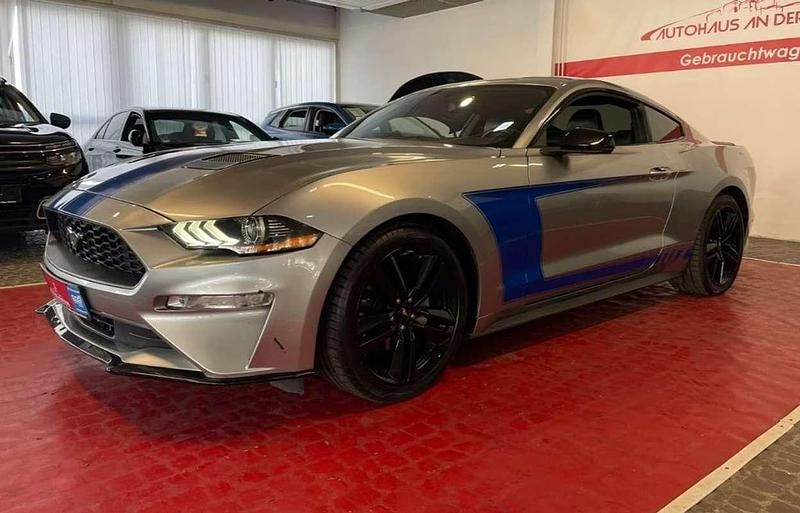 Gris Usado 2020 Ford Mustang Fastback Coupe | 32.103 € (Super precio) - Imagen 1/4