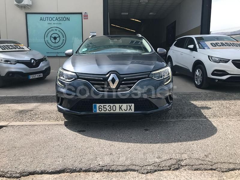Gris / plata Usado 2018 Renault Mégane GT Line GT-Line Familiar | 13.800 € (Precio justo) - Imagen 1/4