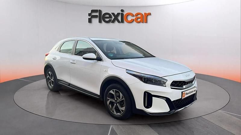 Usado Kia XCeed 121 CV (88 kW) 2023 Blanco SUV