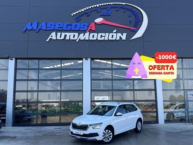 Usado Skoda Kamiq Ambition 110 CV (80 kW) 2021 Blanco SUV