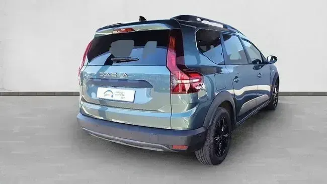 Usado Dacia Jogger Extreme 140 CV (102 kW) 2025 Verde Monovolumen