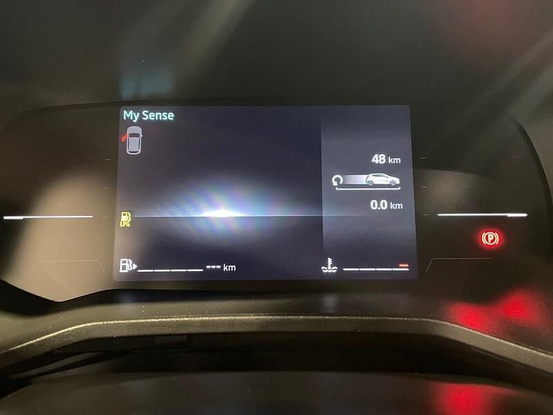 Nuevo Renault Clio V Techno 100 CV (73 kW) 2025 Blanco Berlina