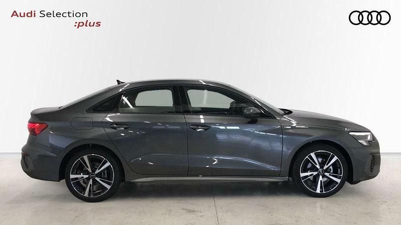 Usado Audi A3 S-Line 150 CV (110 kW) 2022 Gris Berlina