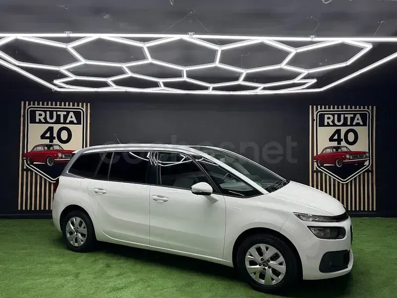 Usado Citroën Grand C4 Picasso Live 120 CV (88 kW) 2018 Blanco Monovolumen