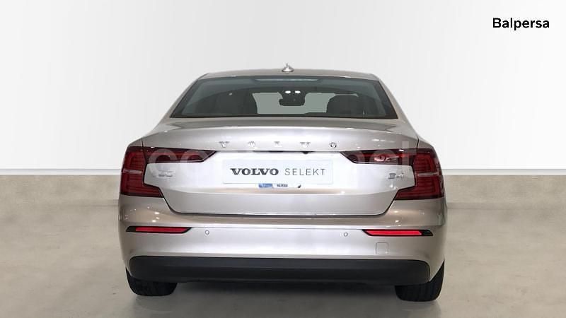 Usado Volvo S60 Core 197 CV (144 kW) 2024 Beige Berlina