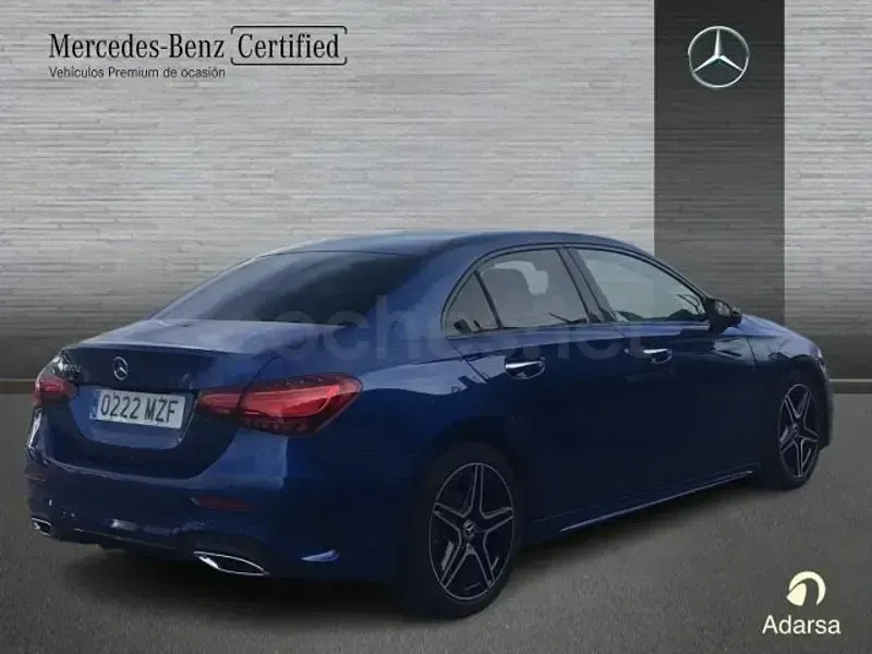 Usado Mercedes A200 150 CV (110 kW) 2025 Azul Berlina