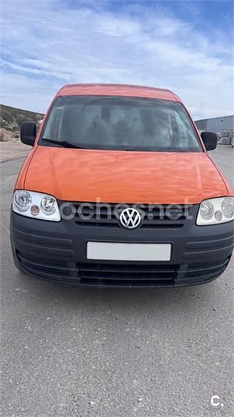 Usado VW Caddy 75 CV (55 kW) 2008 Naranja Monovolumen