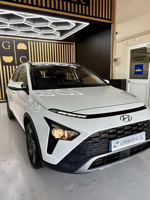 Usado Hyundai Bayon 84 CV (61 kW) 2023 Blanco SUV