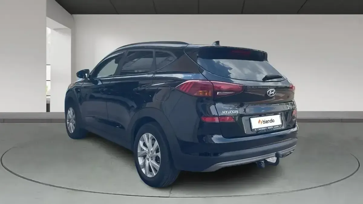 Usado Hyundai Tucson Style 136 CV (100 kW) 2021 Negro SUV