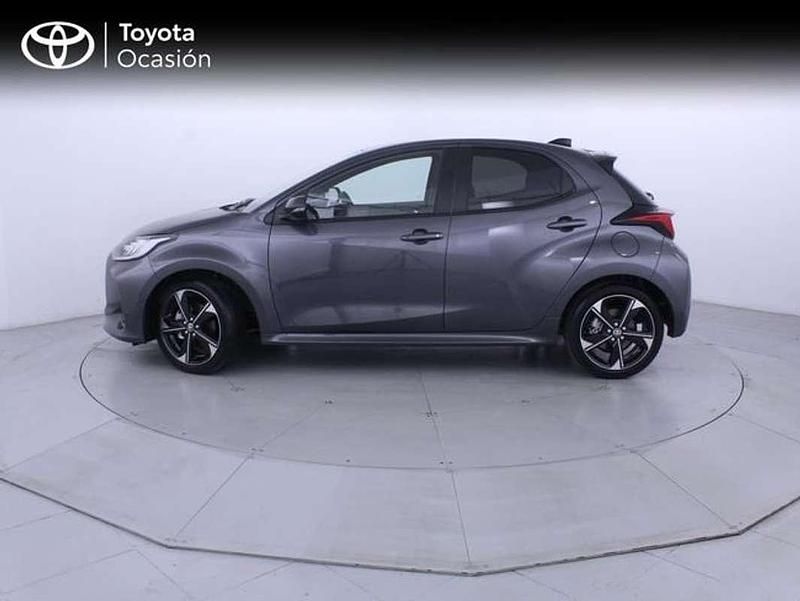 Nuevo Toyota Yaris Hybrid Style 116 CV (85 kW) 2025 Gris Utilitario