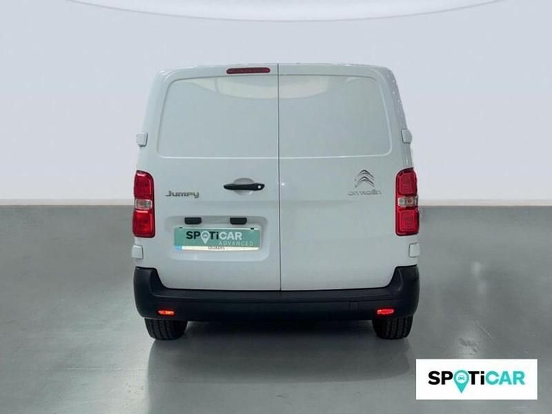 Usado Citroën Jumpy 120 CV (88 kW) 2024 Blanco Monovolumen