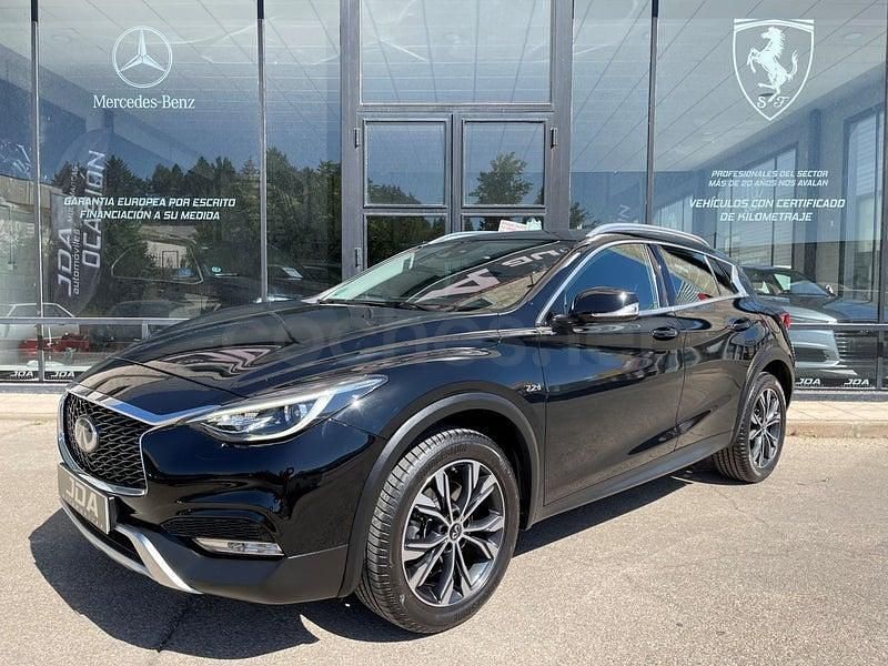 Usado Infiniti QX30 Premium 170 CV (125 kW) 2018 Negro SUV