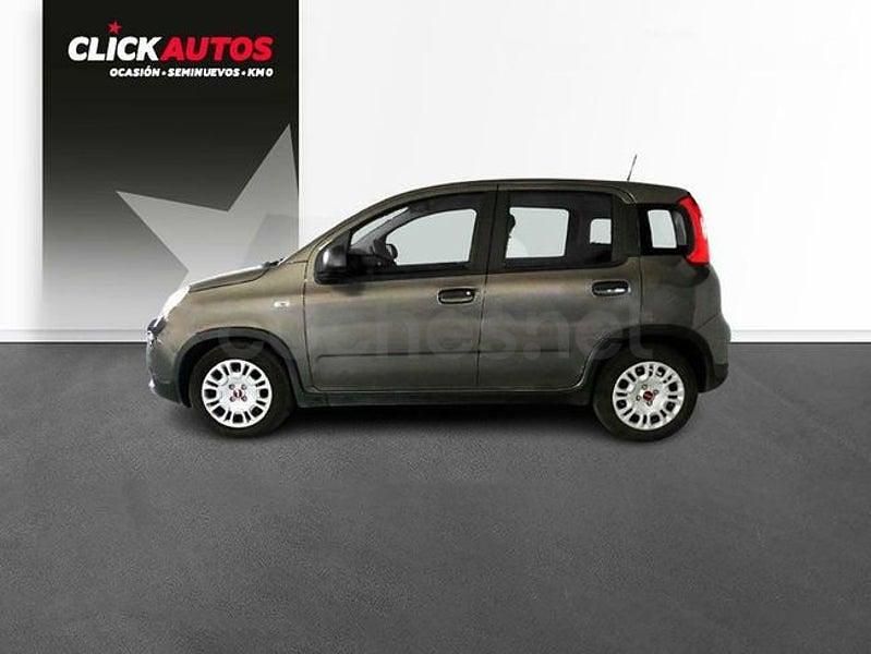 Usado Fiat Panda Urban 70 CV (51 kW) 2024 Gris / plata Utilitario