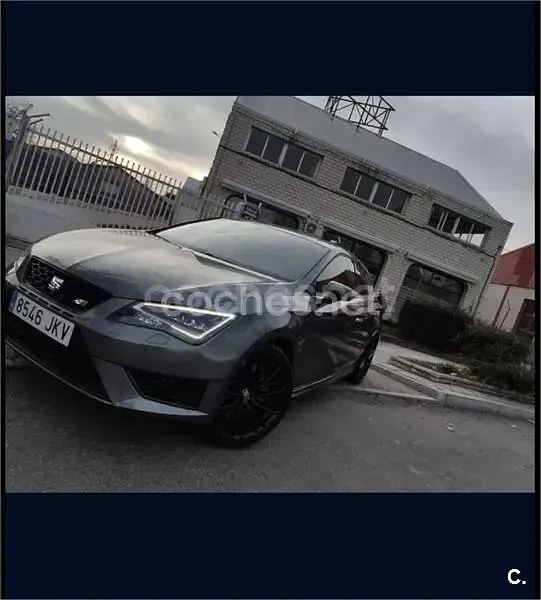 Usado Seat Leon CUPRA 290 CV (213 kW) 2016 Gris / plata Berlina