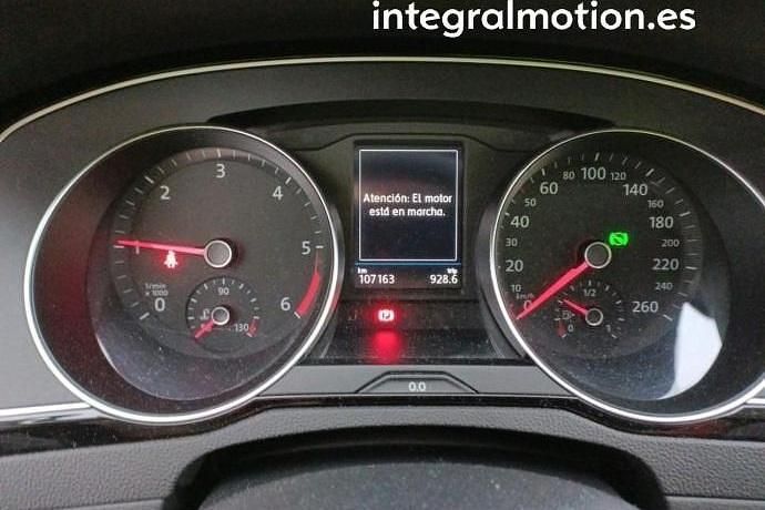 Usado VW Passat Executive 149 CV (109 kW) 2020 Familiar