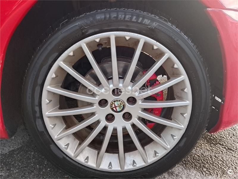 Usado Alfa Romeo GT 150 CV (110 kW) 2008 Rojo Coupe