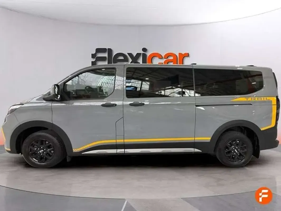 Usado Ford Transit Custom 136 CV (100 kW) 2025 Gris Van