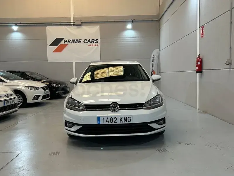 Usado VW Golf VII Edition 116 CV (85 kW) 2018 Blanco Berlina