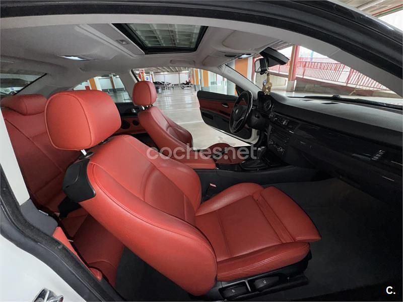 Usado BMW 320 177 CV (130 kW) 2009 Blanco Coupe