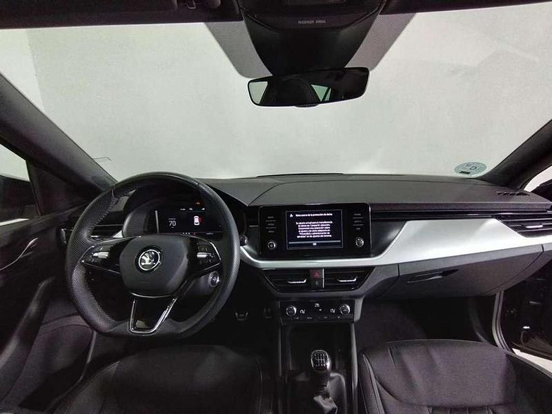 Usado Skoda Kamiq Sport 110 CV (80 kW) 2023 Negro SUV