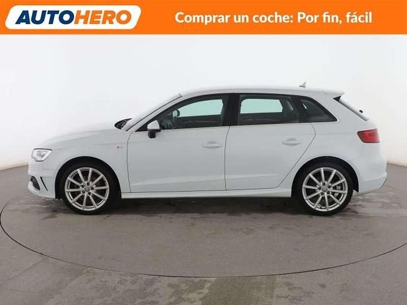 Usado Audi A3 Ambition 125 CV (91 kW) 2015 Blanco Berlina