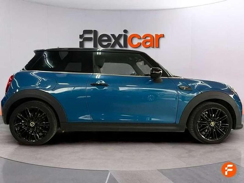 Usado Mini Cooper SE 135 kW (184 CV) 2022 Azul Utilitario