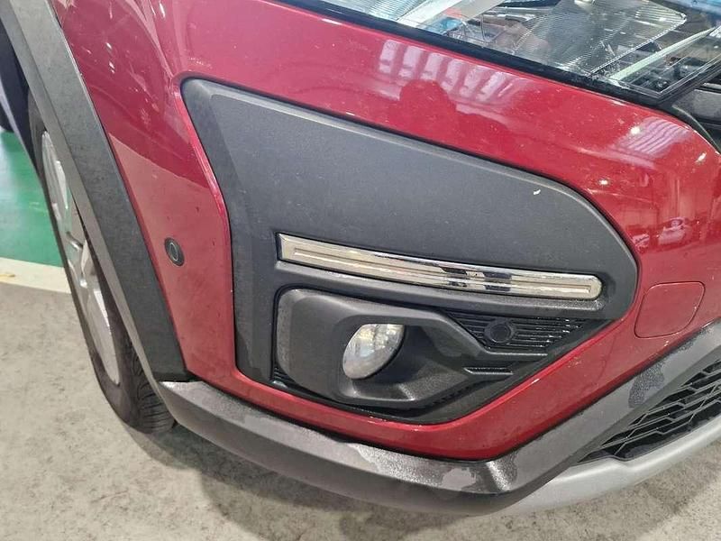 Usado Dacia Sandero Comfort 91 CV (66 kW) 2021 Rojo Berlina