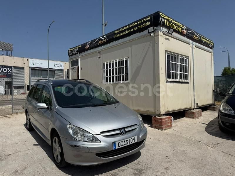 Gris / plata Usado 2004 Peugeot 307 Familiar | 1999 € (Buen precio) - Imagen 1/4