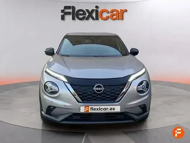 Käytetty Nissan Juke N-Connecta 143 HP (105 kW) 2023 Harmaa Katumaasturi