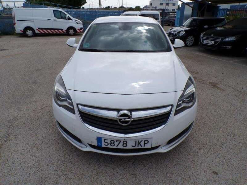Blanco Usado 2016 Opel Insignia Selective Berlina | 7999 € (Precio justo) - Imagen 1/4