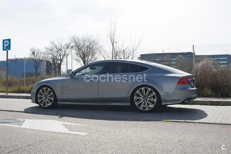 Usado Audi A7 Sportback S-Line 313 CV (230 kW) 2012 Gris / plata Utilitario