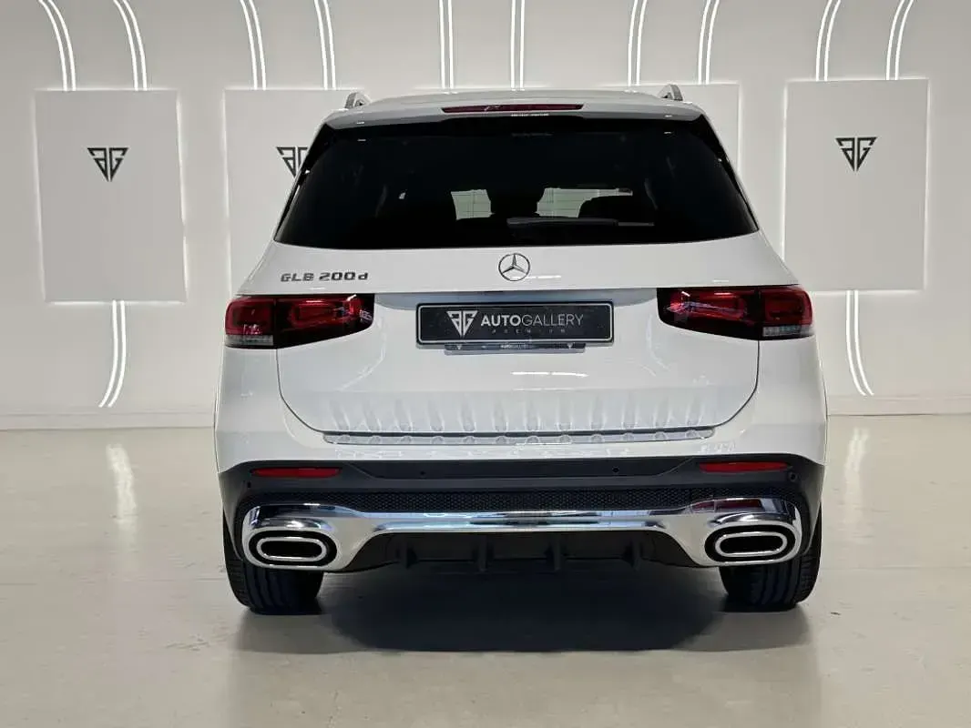 Usado Mercedes GLB200 150 CV (110 kW) 2021 Blanco SUV