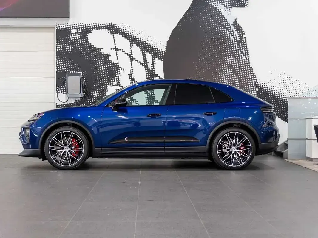 Usado Porsche Macan 380 kW (517 CV) 2026 Azul SUV