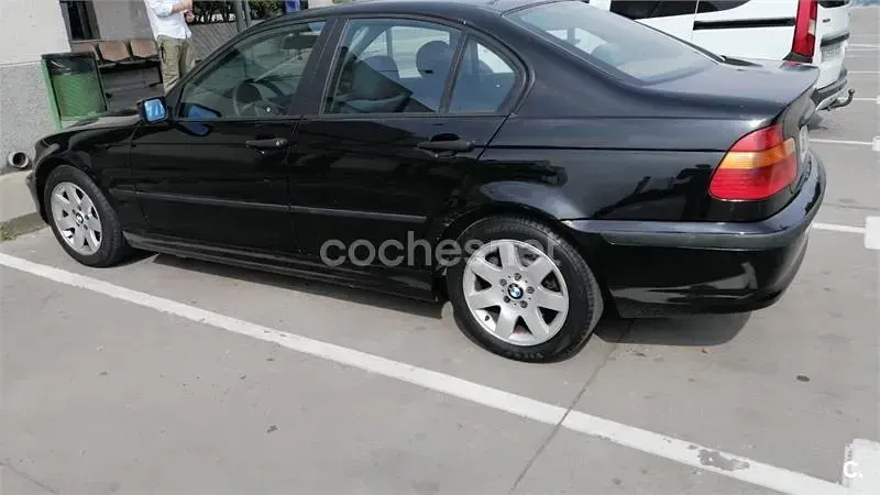 Usado BMW 320 136 CV (100 kW) 2002 Negro Berlina