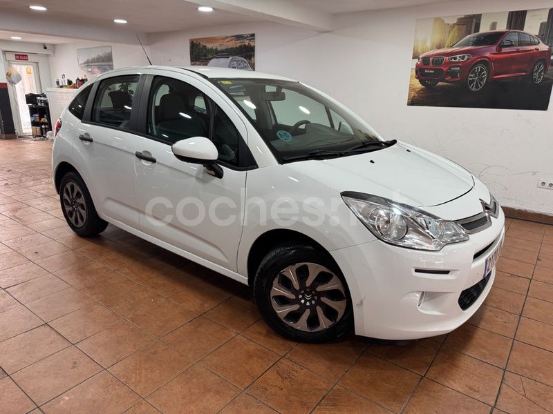 Blanco Usado 2016 Citroën C3 Live Utilitario | 5990 € (Buen precio) - Imagen 1/4