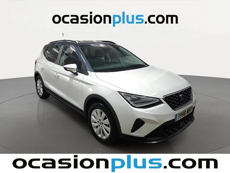 Usado Seat Arona Style 110 HP (80 kW) 2023 Branco SUV