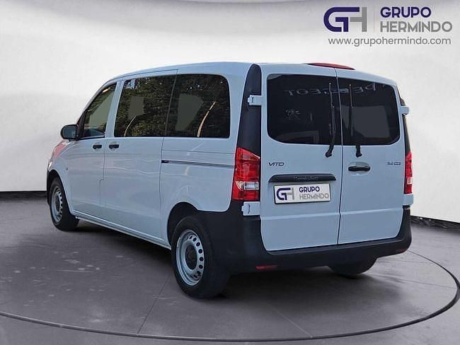 Usado Mercedes Vito 135 CV (99 kW) 2021 Blanco Van