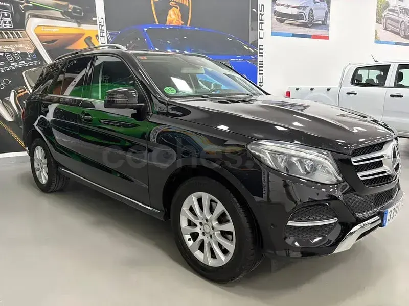 Usado Mercedes GLE250 204 CV (150 kW) 2017 Negro SUV