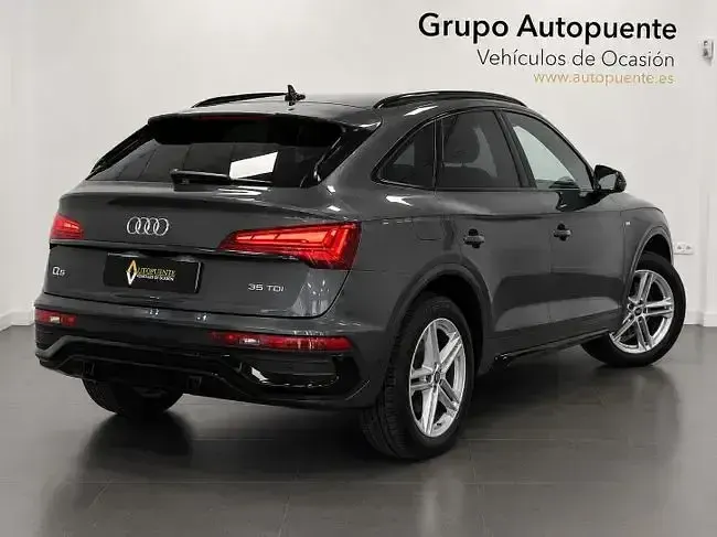 Usado Audi Q5 S-Line 163 CV (119 kW) 2022 Gris SUV