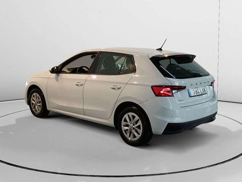 Usado Skoda Fabia Ambition 95 CV (69 kW) 2022 Blanco Utilitario