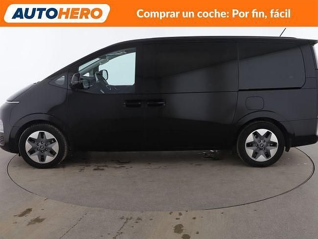 Usado Hyundai Staria 177 CV (130 kW) 2023 Negro Monovolumen