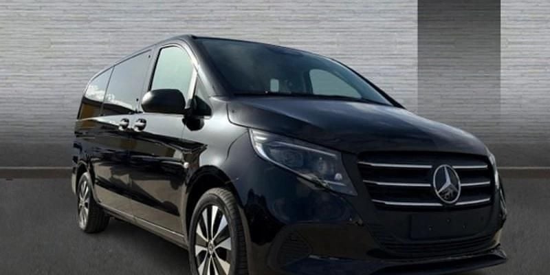 Nuevo Mercedes Vito 136 CV (100 kW) 2026 Negro Van