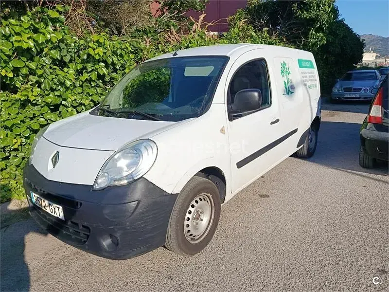 Usado Renault Kangoo 105 CV (77 kW) 2010 Blanco Monovolumen