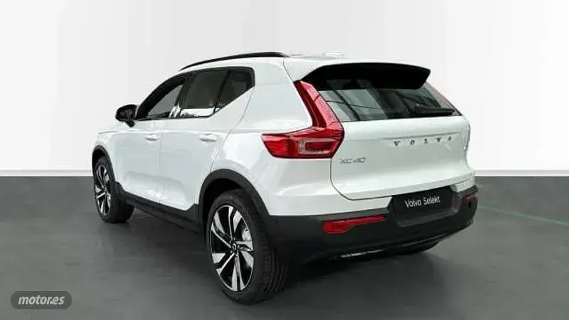Nuevo Volvo XC40 Ultra 163 CV (119 kW) 2026 Blanco SUV