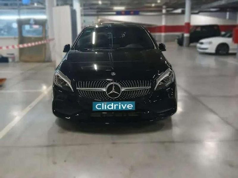 Usado Mercedes A200 Avantgarde 139 CV (102 kW) 2017 Negro Utilitario