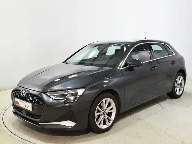 Usado Audi A3 Advanced Plus 150 CV (110 kW) 2025 Gris Berlina