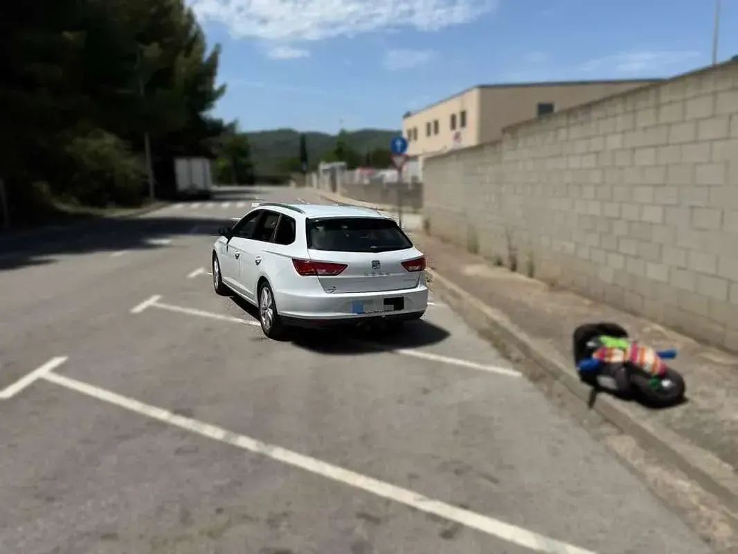 Usado Seat Leon ST Ecomotive 110 CV (80 kW) 2014 Blanco Familiar