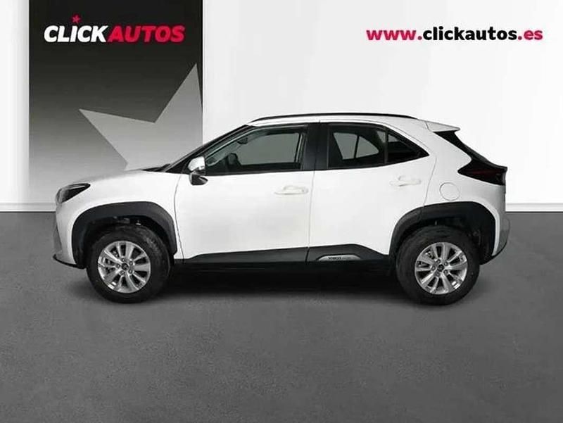Usado Toyota Yaris Cross 117 CV (86 kW) 2025 Blanco SUV